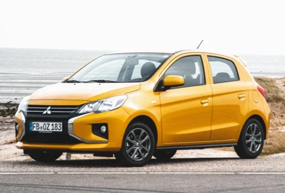 Mitsubishi Space Star (Manuală, 1.2 L, 5 locuri)