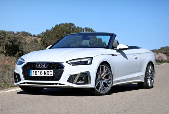 Audi A5 Cabrio (Automată, 2.0 L, 4 locuri)