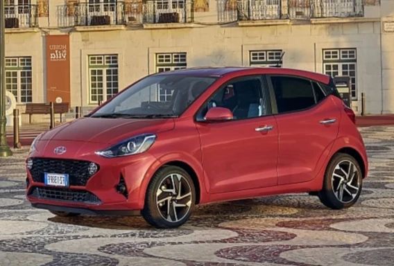 Hyundai i20 (Automată, 1.2 L, 5 locuri)